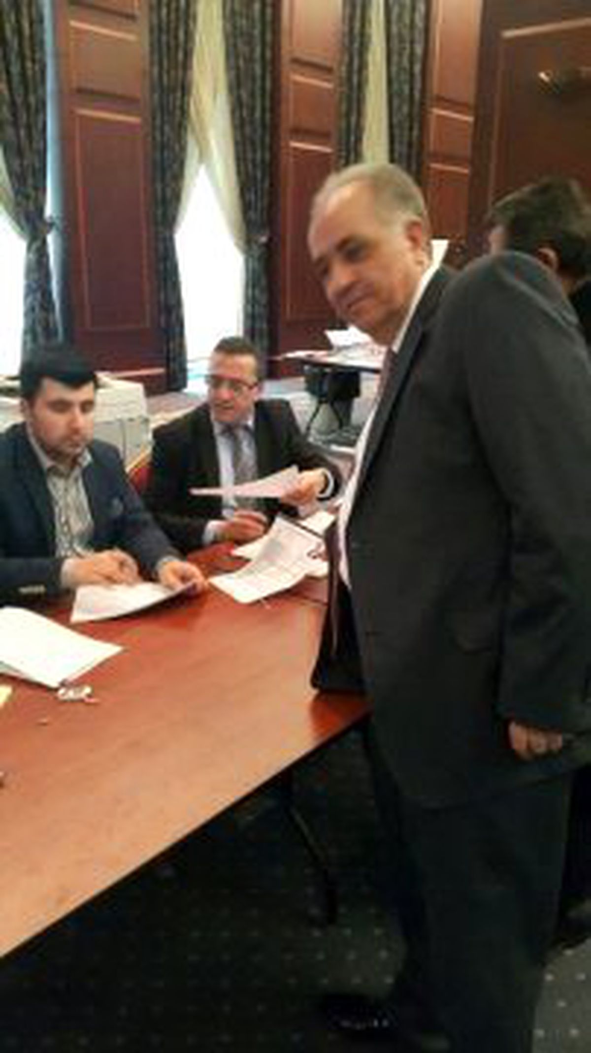 Kandaşoğlu AK Parti\'den Başvurusunu Yaptı
