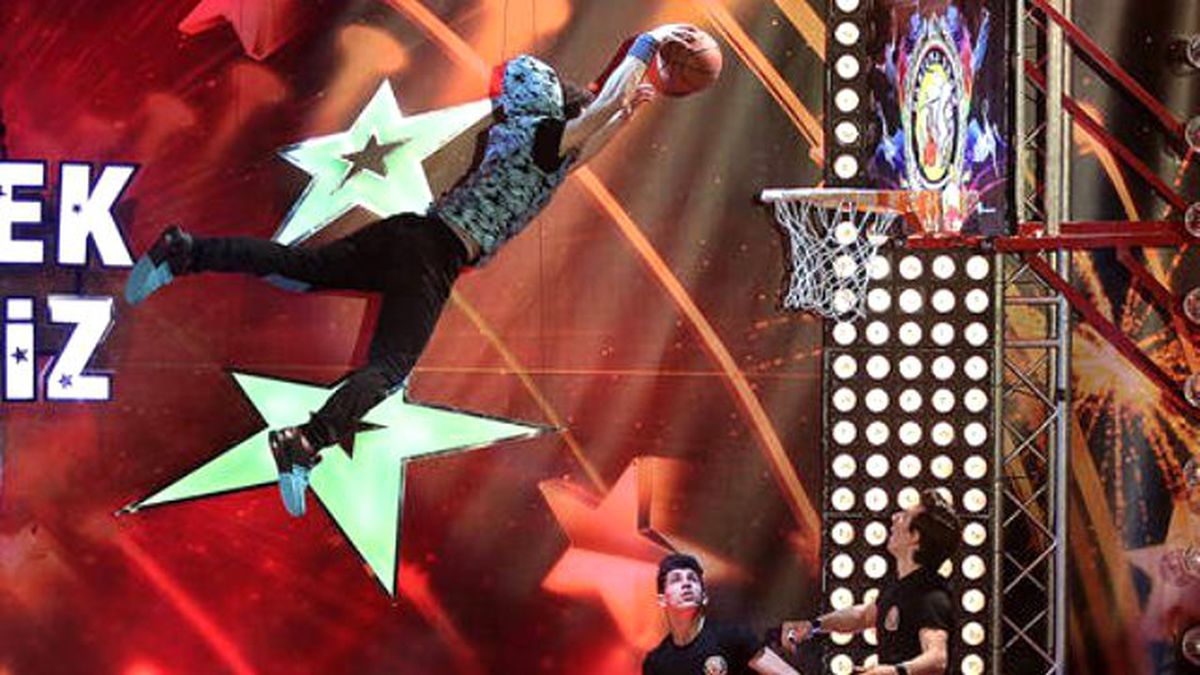 Karizma Show\'un 2. Tur Performansı