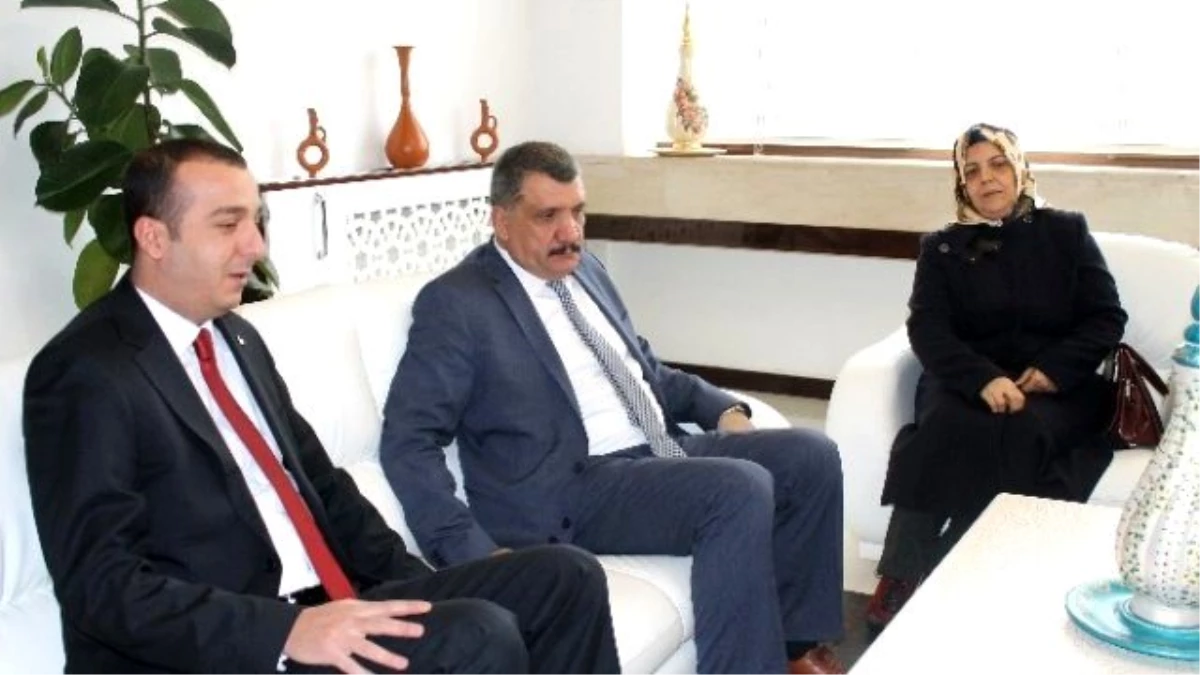 MHP Battalgazi İlçe Teşkilatı\'ndan Başkan Gürkan\'a Ziyaret