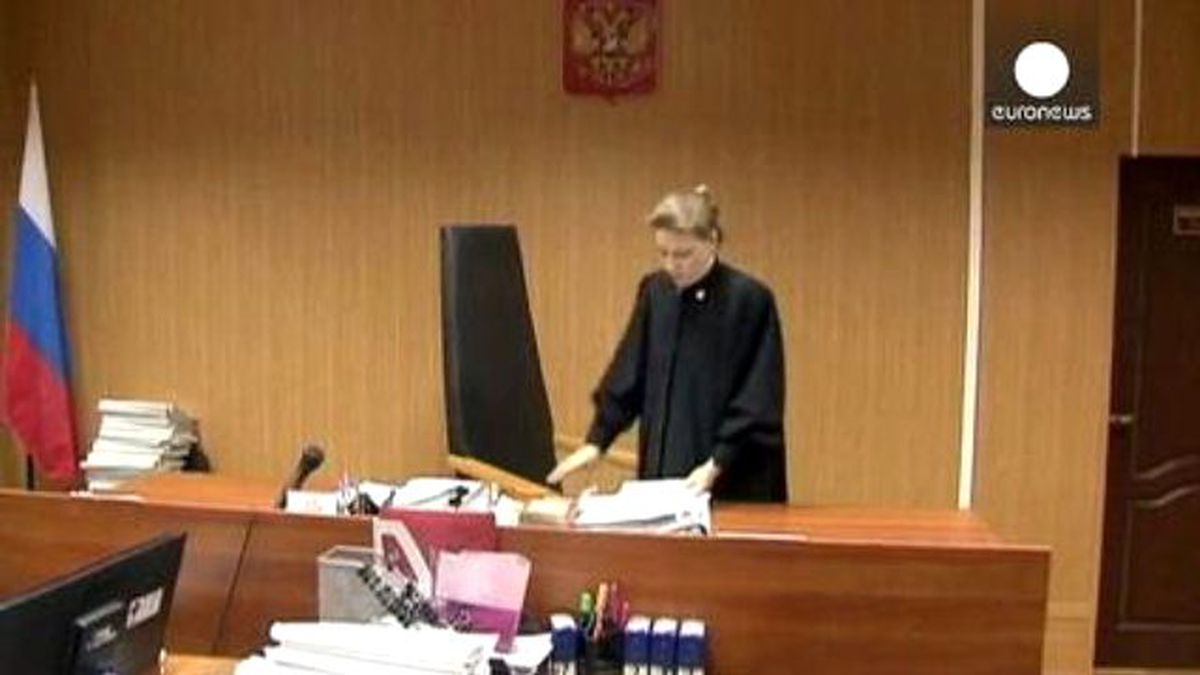 Rus Muhalif Lidere Yine Hapis Cezası