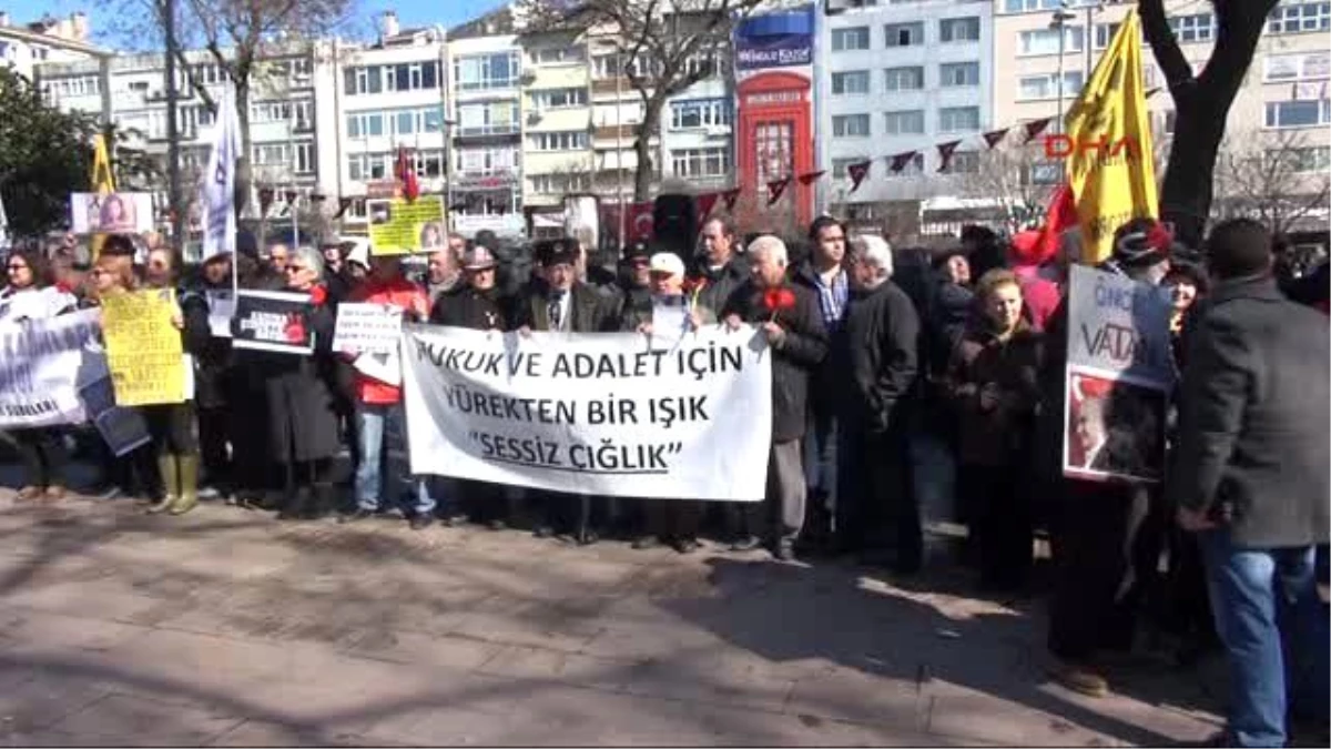 Cumhuriyet Kadınları"Ndan İç Güvenlik Yasa Tasarısına Protesto