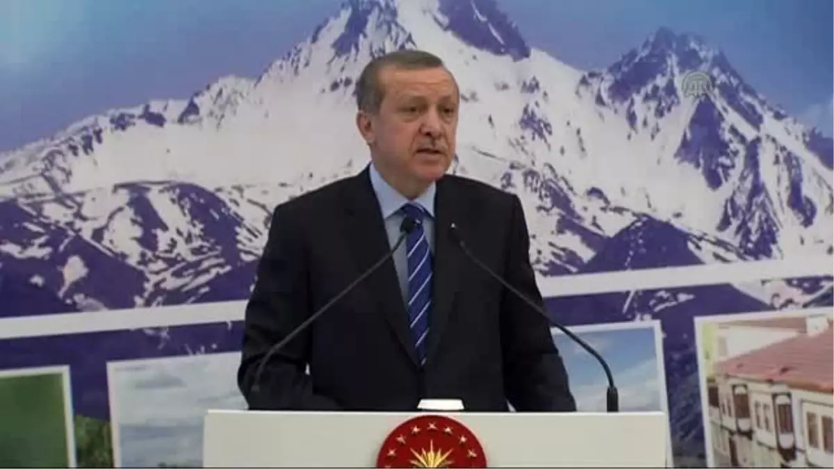 Erdoğan: "Legal Görünüm Altındaki İllegal Örgütlenmelere Karşı Mücadele Kararı Aldık"