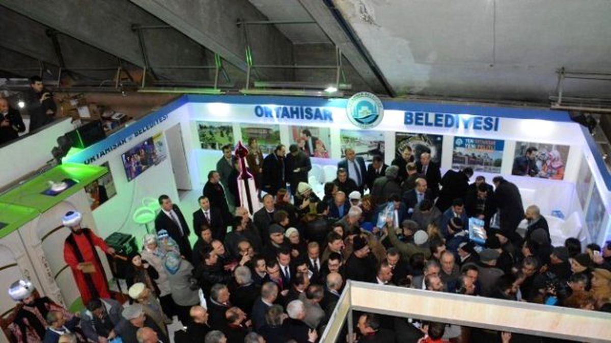 Gurbetteki Trabzonlulardan Ortahisar Belediyesi Standına Yoğun İlgi