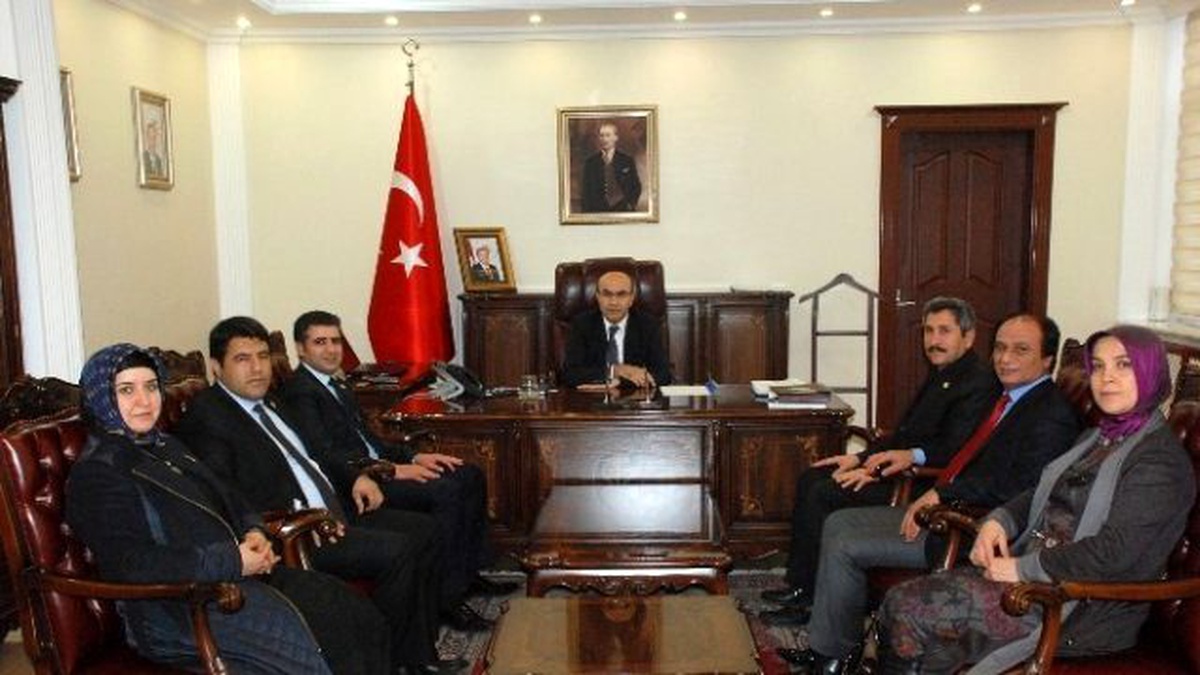 Sağlık-sen\'den Vali Mahmut Demirtaş\'a Ziyaret