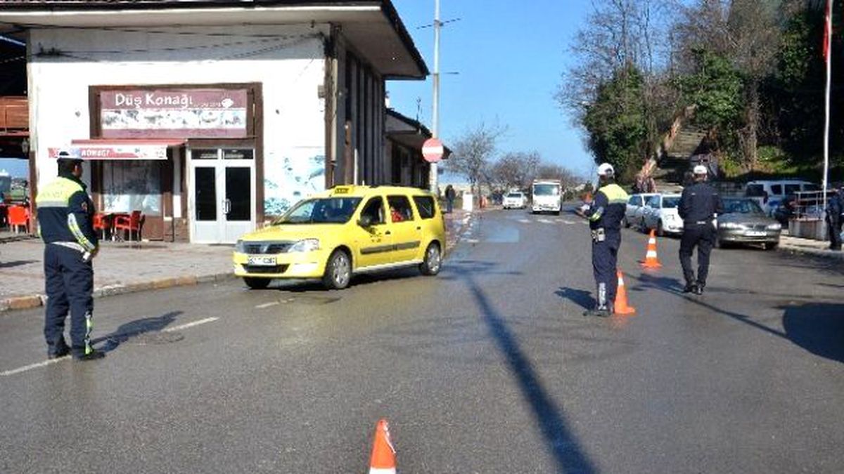 Trafik Ekiplerinden Ticari Taksilere Uygulama