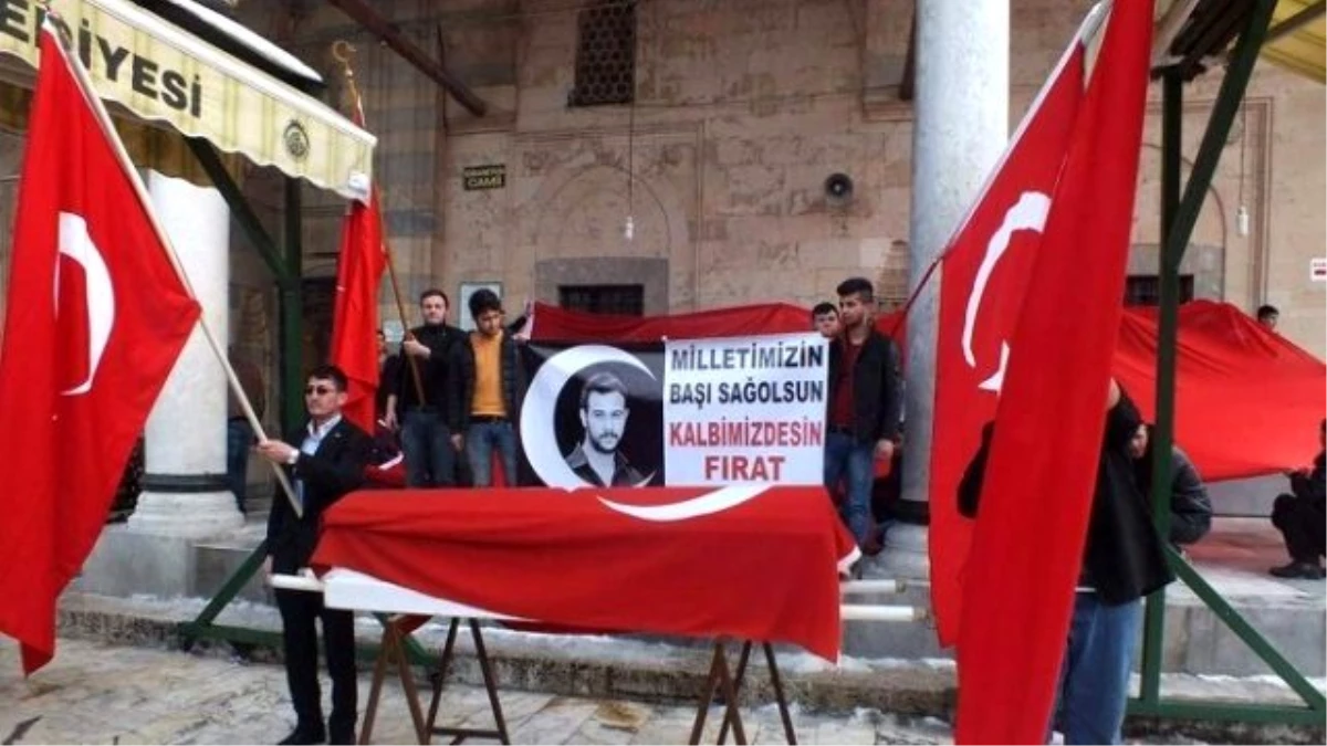 Afyonkarahisar\'da, Fırat Yılmaz Çakıroğlu\'nun Ölümü Protesto Edildi