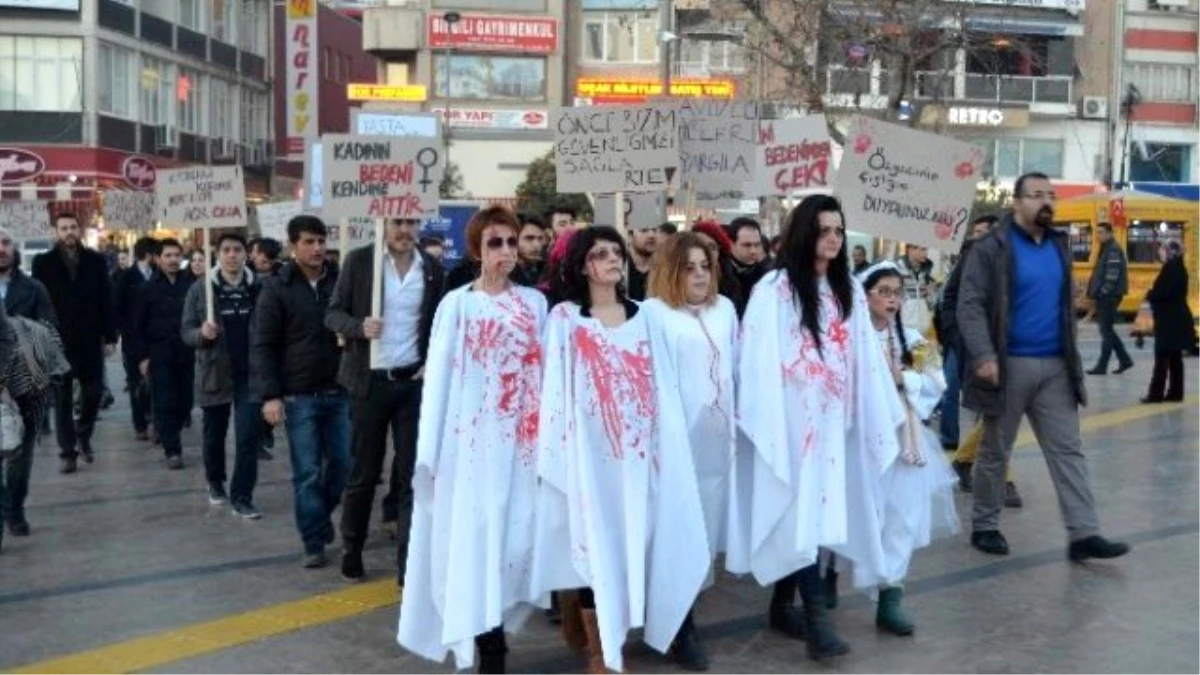 CHP\'li Gençler Kadın Cinayetlerine Dikkat Çekti