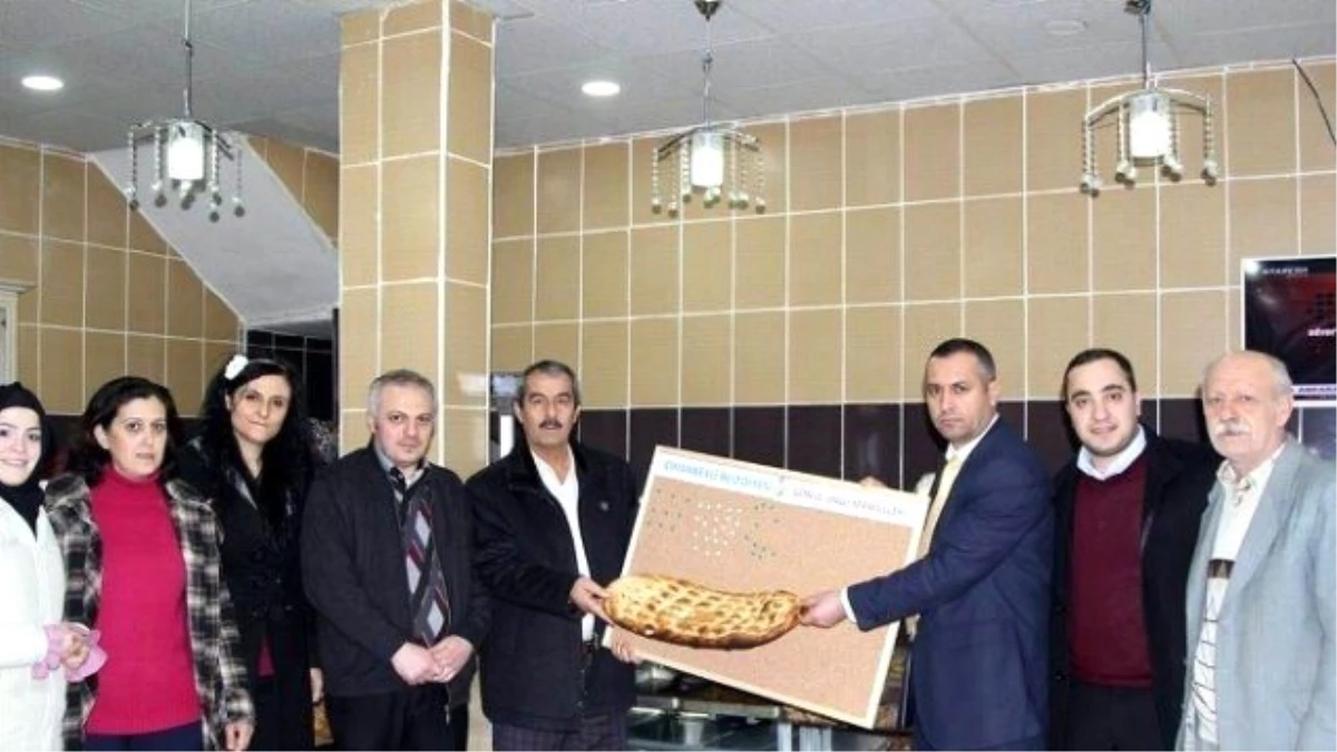 Cihanbeyli Belediyesi\'nden Yoksul Vatandaşlara Ekmek Kampanyası