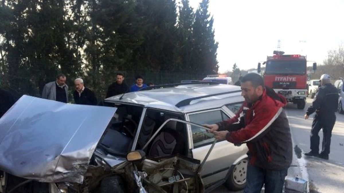 Hatalı Sollama Kazaya Neden Oldu: 2 Yaralı