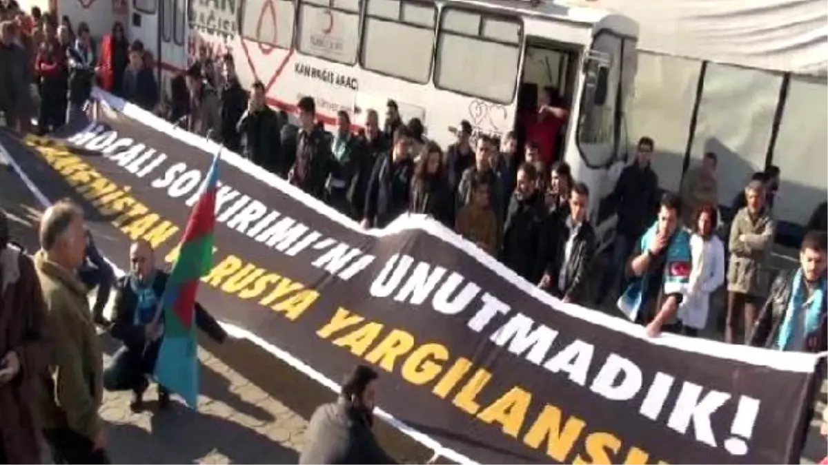 Kadıköy\'de Hocalı Protestosu