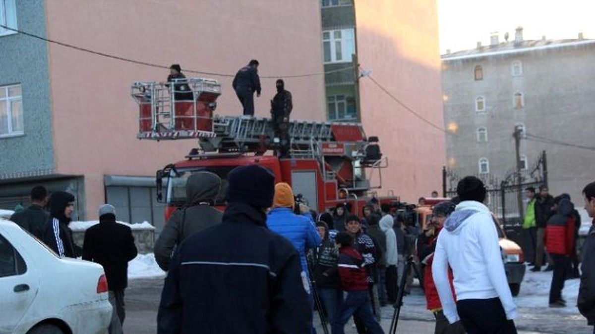 Babasını Baltayla Yaralayan Şahıs Etkisiz Hale Getirildi