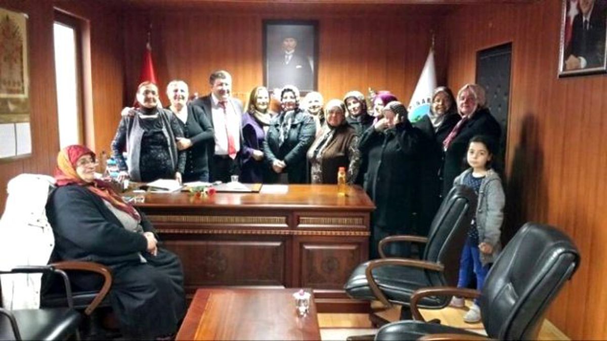 Bayanlardan Başkan Aydın\'a Ziyaret