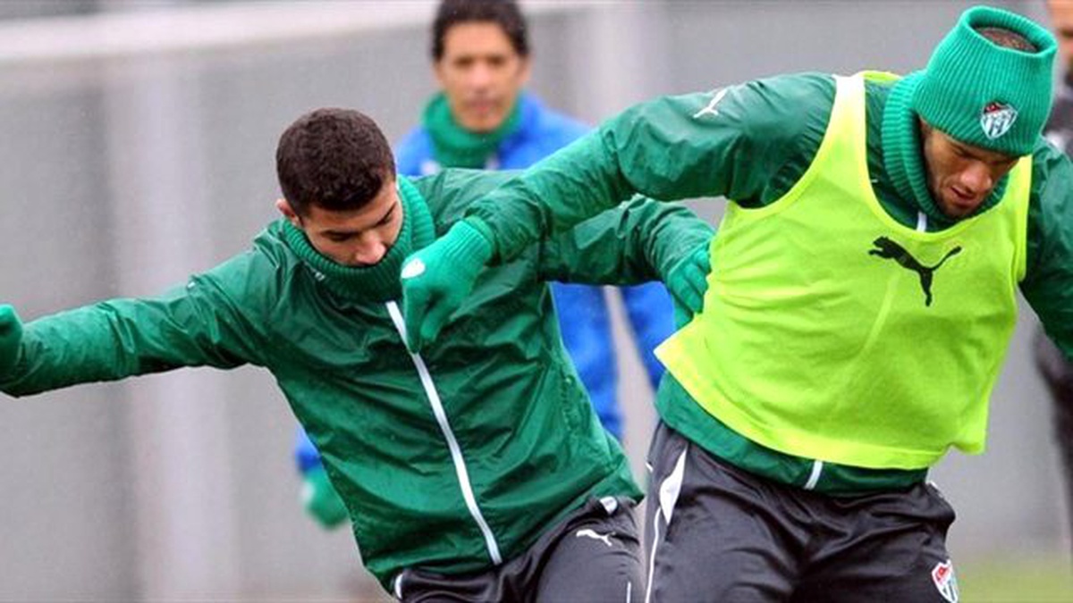 Bursaspor\'da Mersin İdmanyurdu Hazırlıkları Başladı