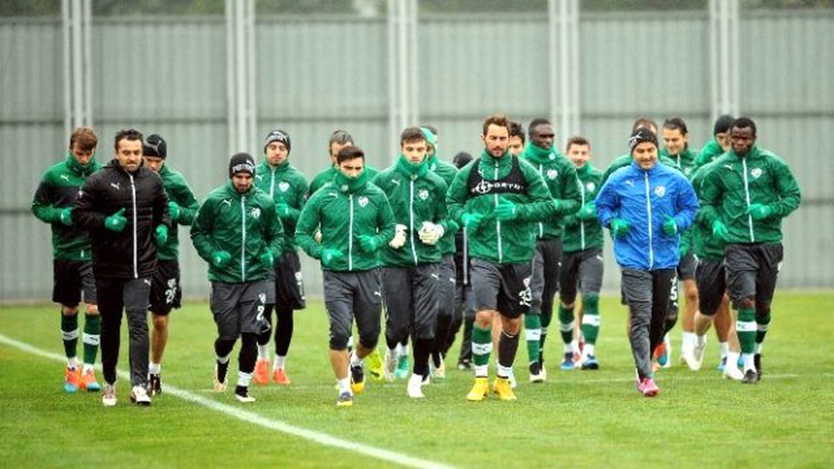 Bursaspor\'da Mersin İdmanyurdu Mesaisi Başladı