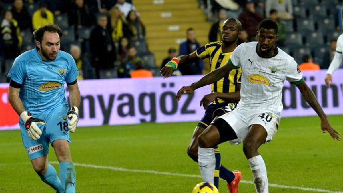 Fenerbahçe Liderlik Fırsatını Değerlendiremedi