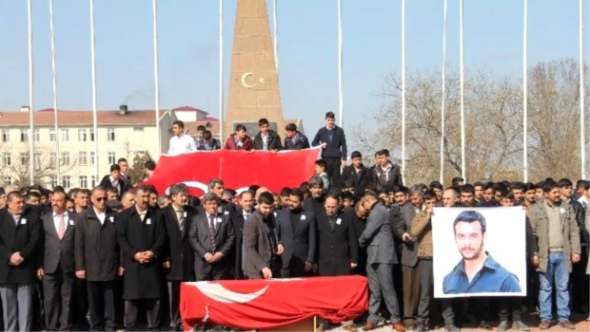 Fırat Yılmaz Çakıroğlu İçin Gıyabi Cenaze Namazı Kılındı