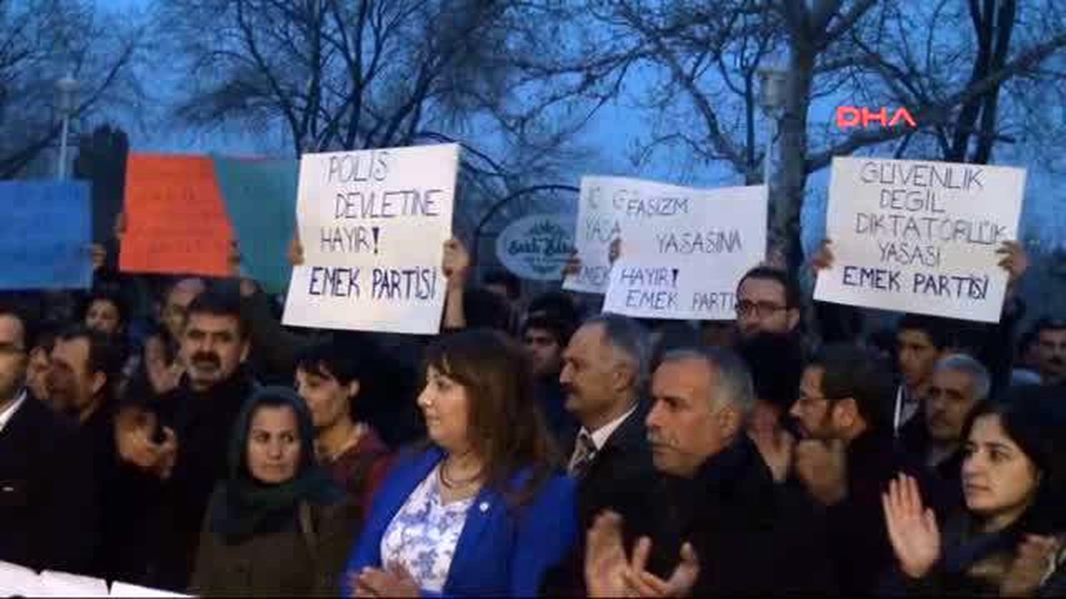 Gaziantep?te İç Güvenlik Paketi Protestosu