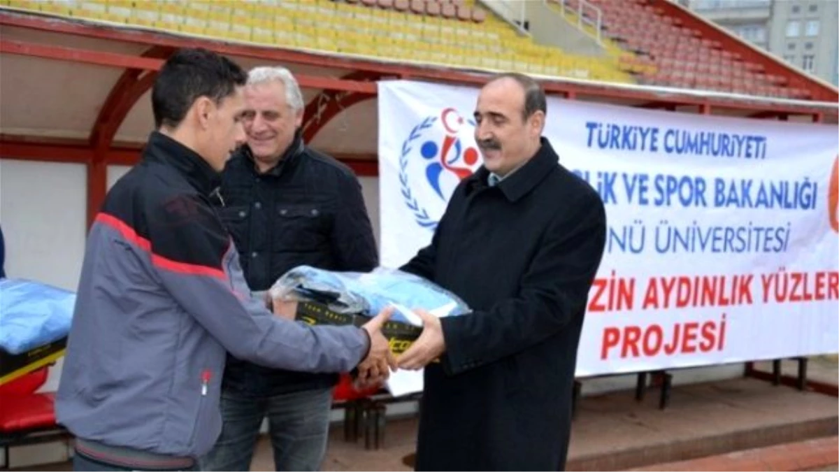 Malatyaspor\'un Eski Futbolcusu Feridun Yıldız Vefat Etti