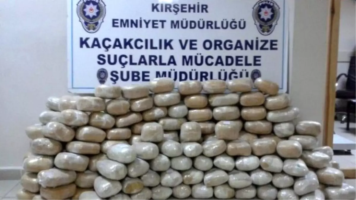 Polis Memuru 205 Kilo Uyuşturucu ile Yakalandı