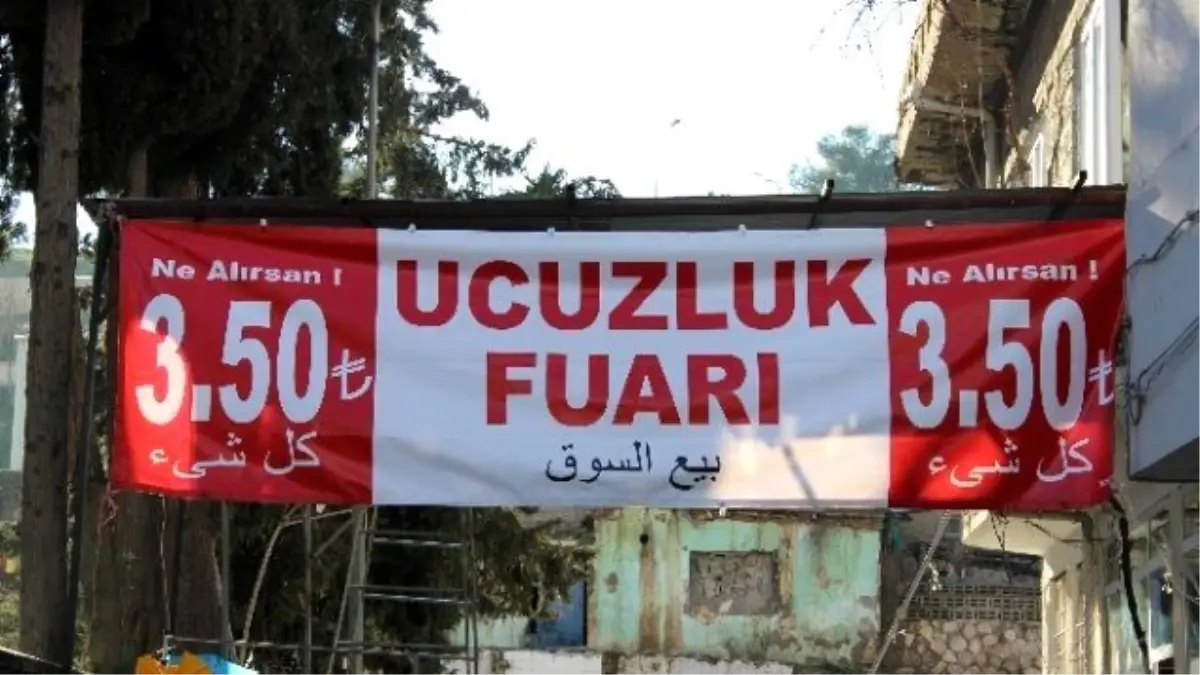 Suriyeliler ile Birlikte Tabelalara Arapça Yazılar Yazılmaya Başlandı