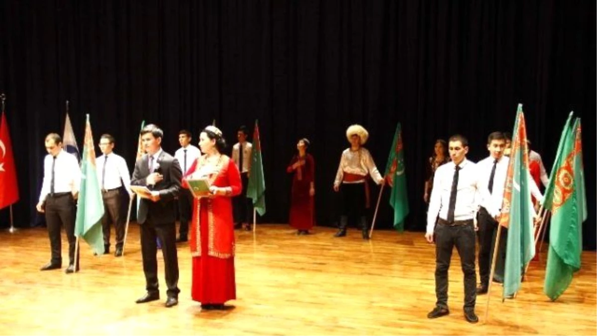 Türkmenistan Bayrak Şöleni Saü\'de Düzenlendi