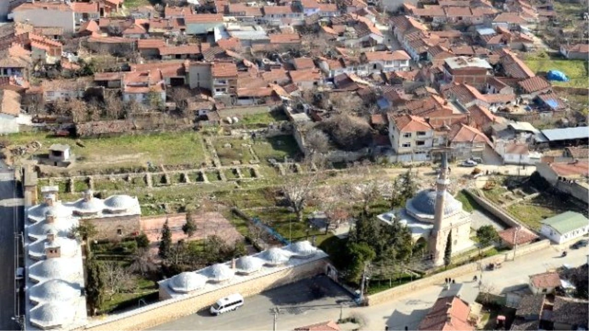 Yenişehir\'de Tarihi Camiler Yenileniyor