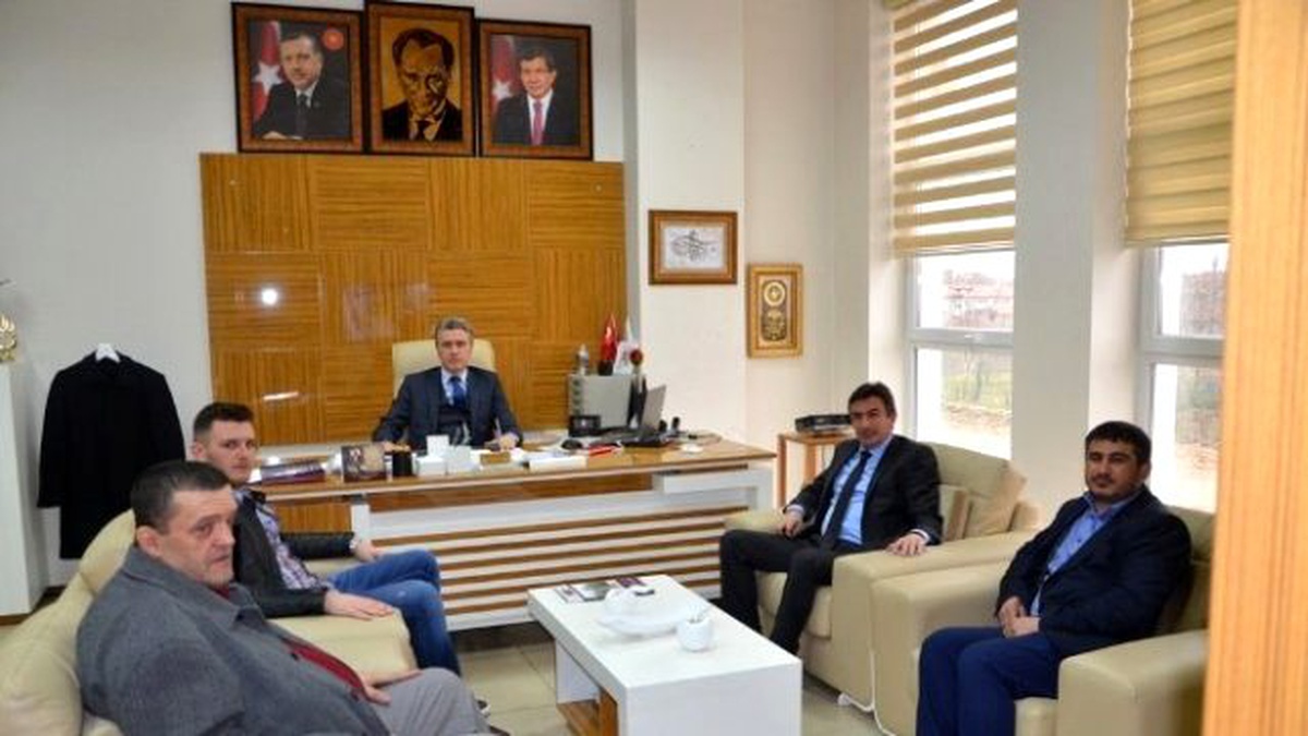 Arnavut Demokratik Entegrasyon Birliğinden Erenler\'e Ziyaret