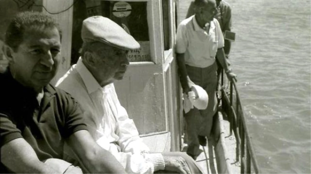 Vehbi Koç\'un Tarihi Gezisinin Fotoğrafları İlk Defa Ortaya Çıktı