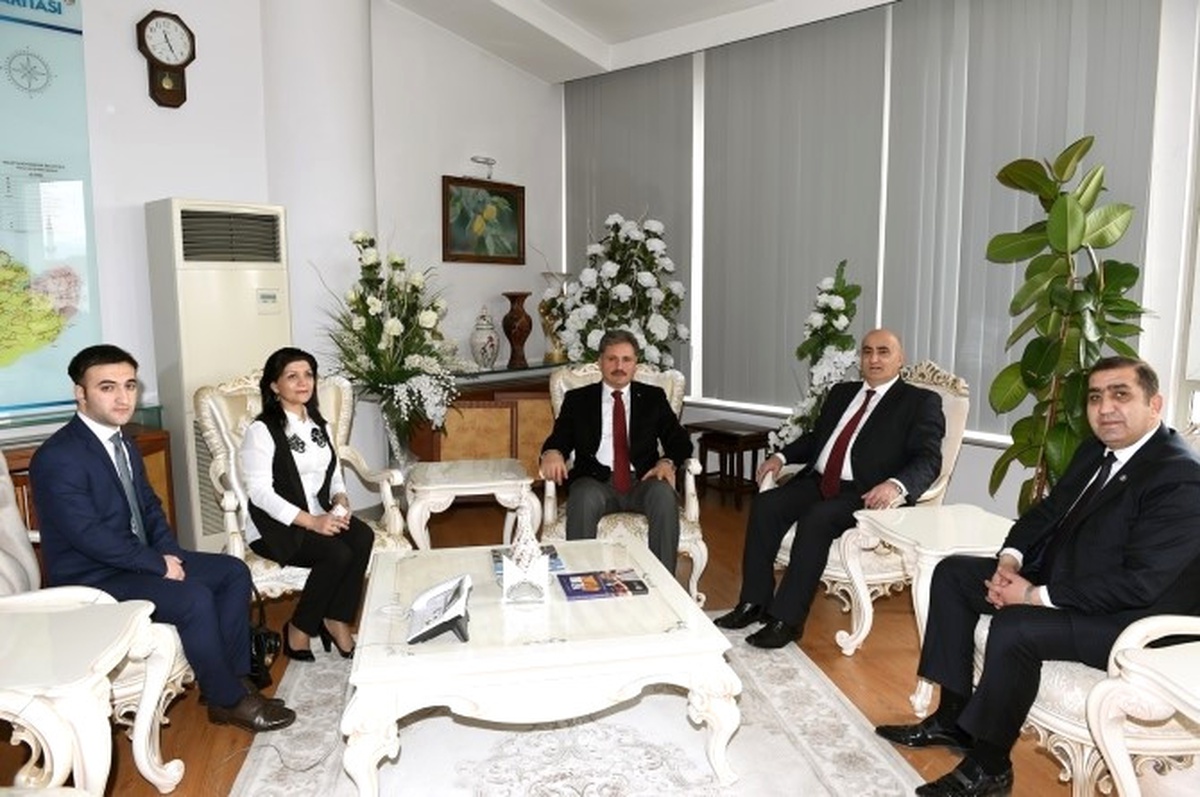 Azerbeycan Milletvekili Büyükşehir\'i Ziyaret Etti