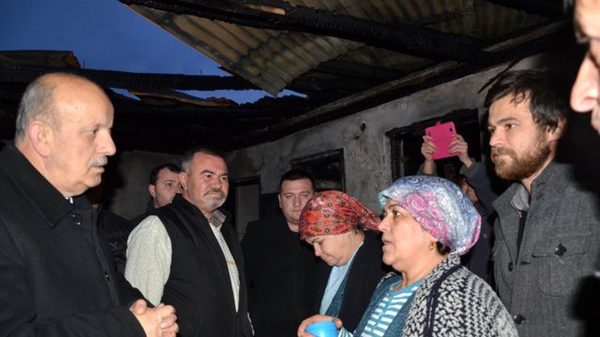 Başkan Sargın Evi Yanan Yılmaz Ailesini Ziyaret Etti