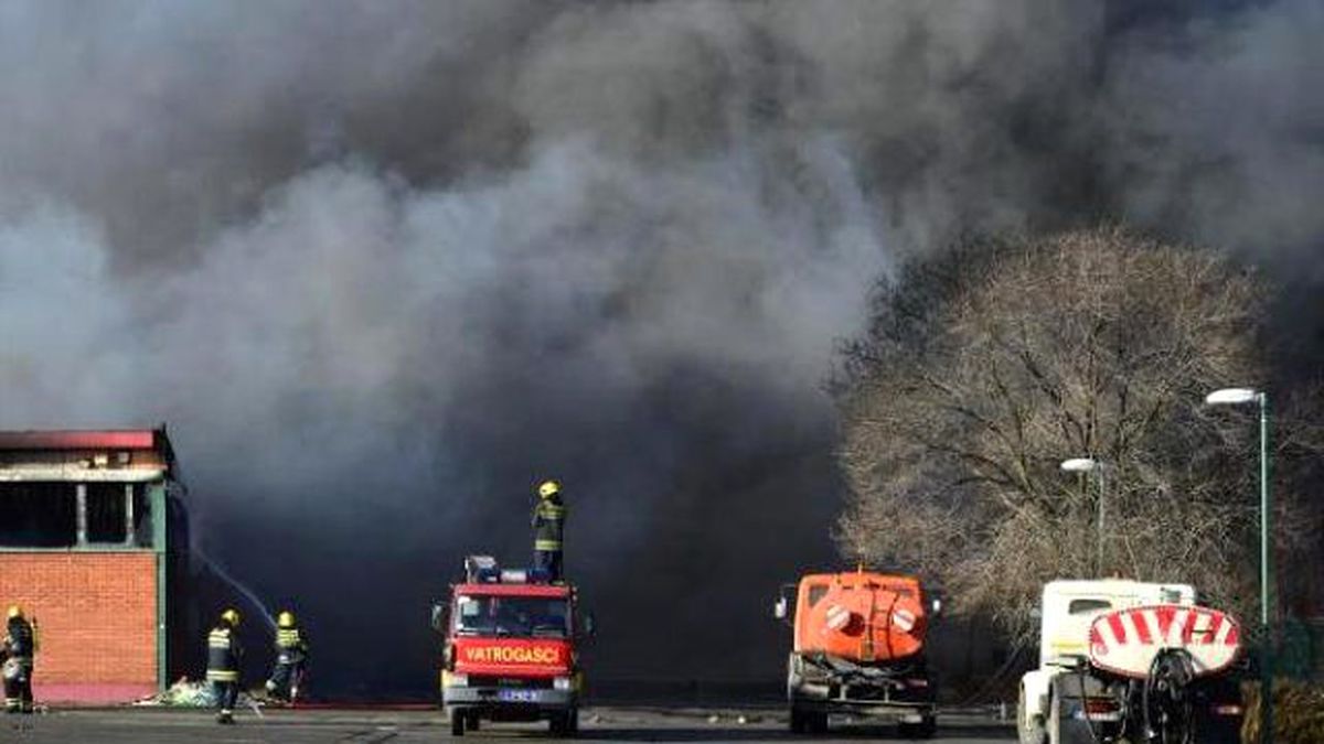 Belgrad\'da Korkutan Yangın
