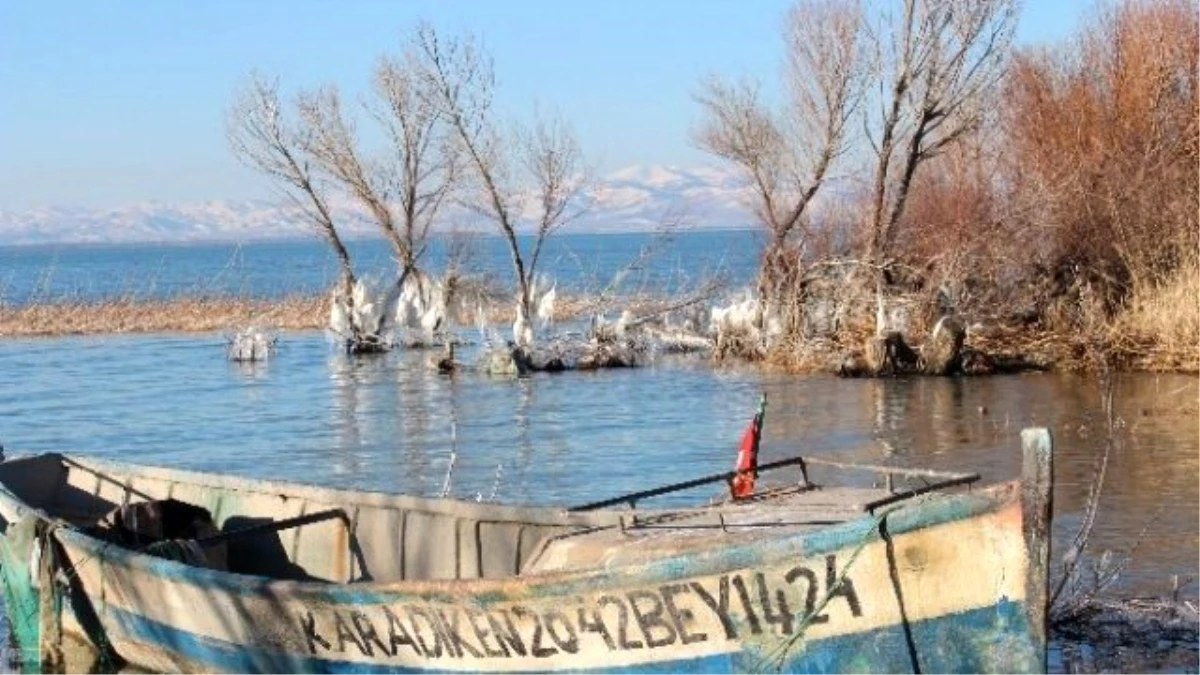 Beyşehir Göl Kıyılarında Kartpostallık Manzara
