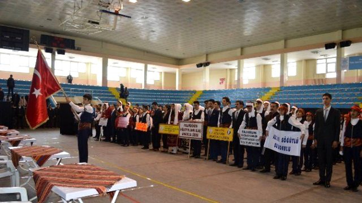 Büyükşehir Belediyesi Halk Oyunları Ekibi Birinci Oldu