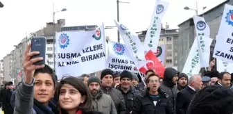 CHP'li Özdemir'den Demir Çelik İşçilerinin Ücret Eylemine Destek