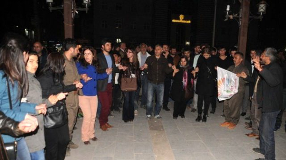 Cizre\'de "İç Güvenlik Yasa Tasarısı" Protestosu