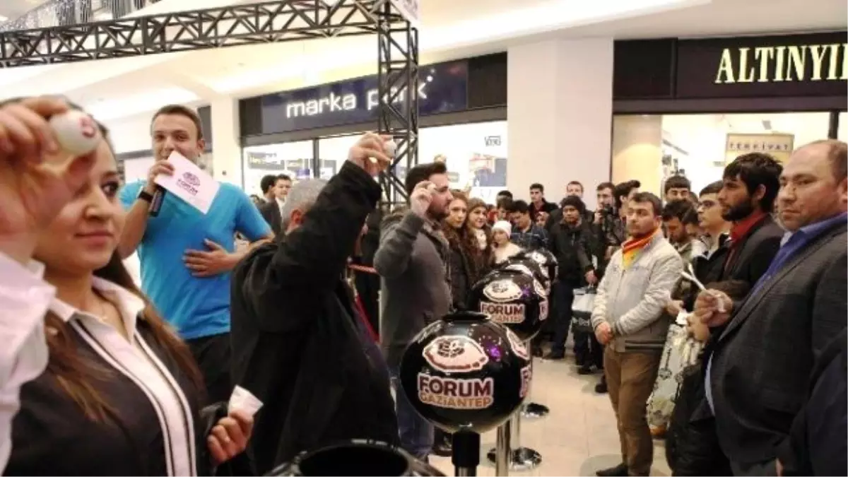 Forum Gaziantep\'in Hediyelerinden İlk Mercedes Talihlisini Buldu