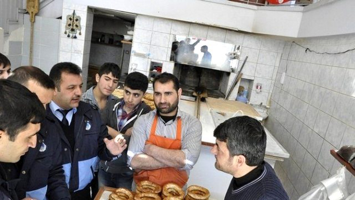 Gürün\'de Zabıta Ekipleri Fırınları Denetledi