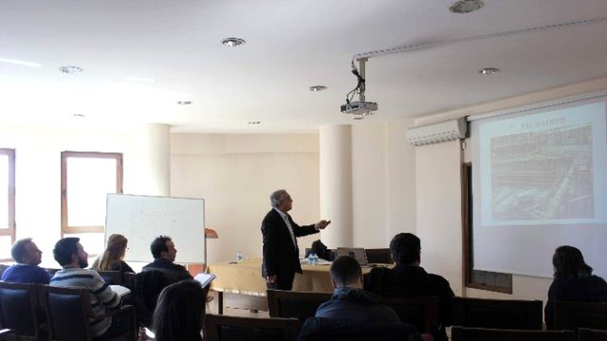 İnşaat Mühendislerine Geoteknik Kursu
