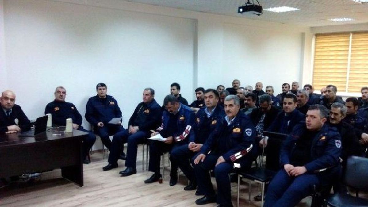 Adıyaman\'da İtfaiye Araç Sürücülerine Seminer