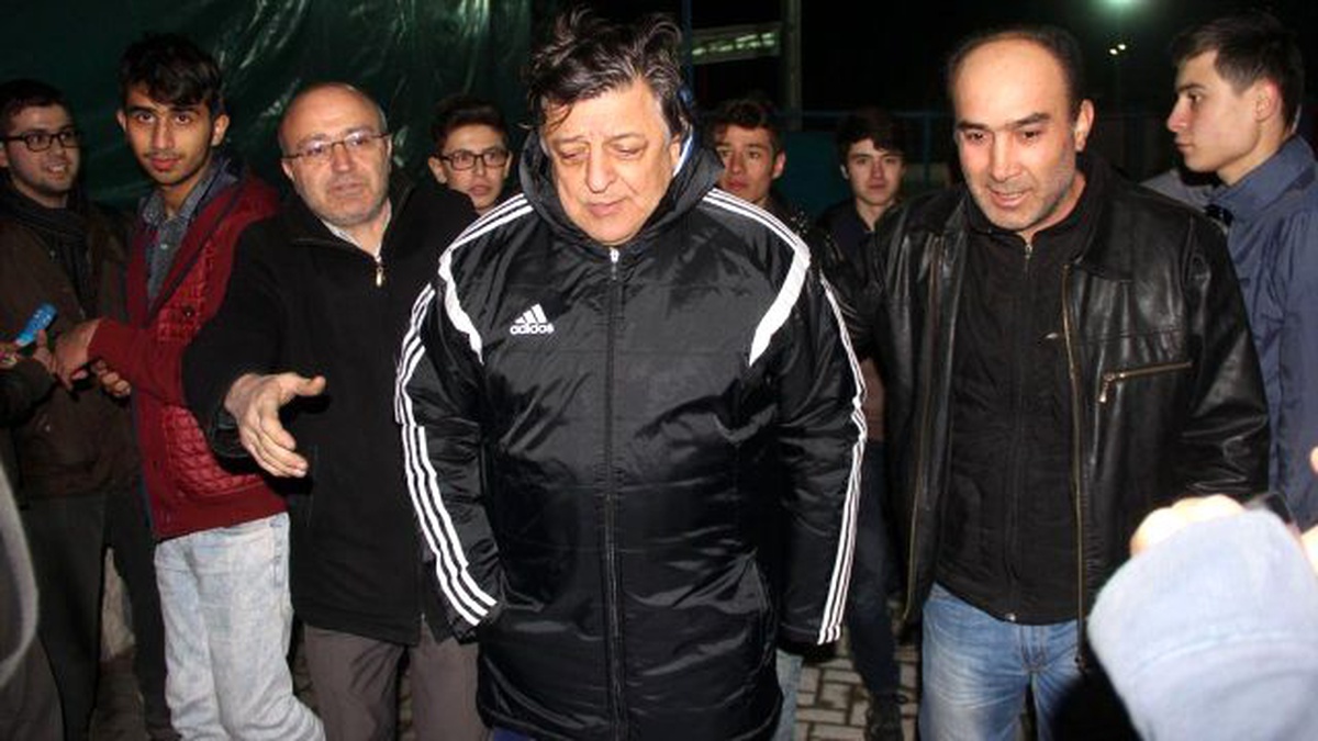 Kardemir Karabükspor\'da Yılmaz Vural İlk Antrenmanına Çıktı