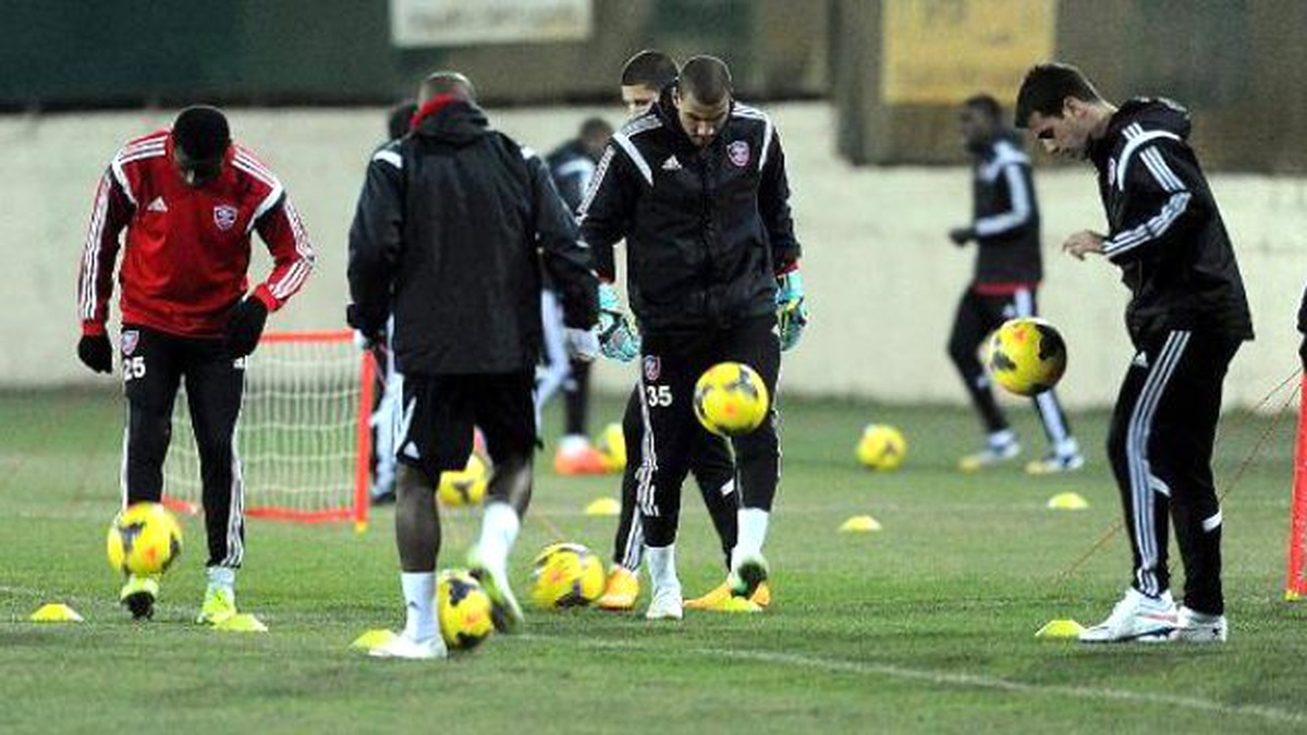 Kardemir Karabükspor Yılmaz Vural\'a Emanet (2)