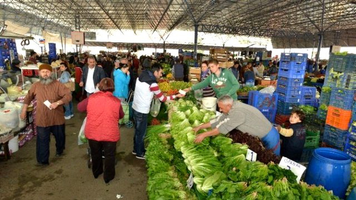 Konyaaltı\'nda Pazar Yerlerinde Hassas