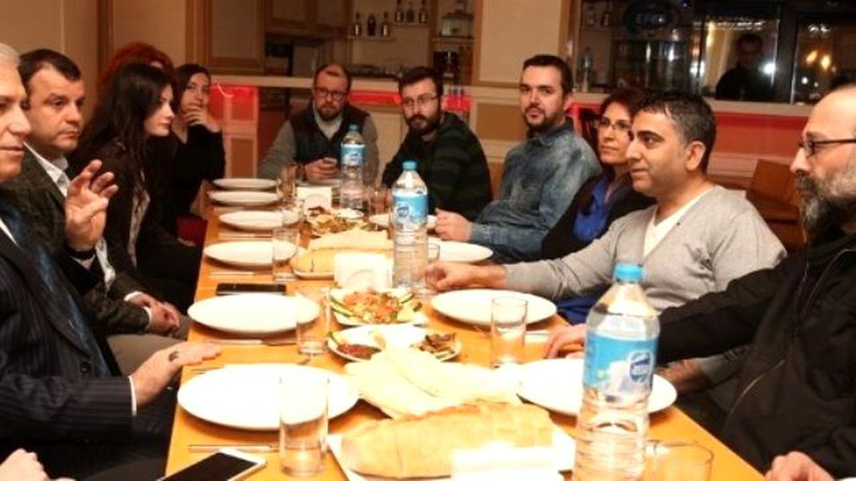Nilüfer Belediye Başkanı Bozbey\'den Çgd\'ye Hayırlı Olsun Ziyareti