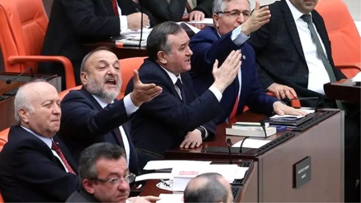 Oktay Vural: PKK\'ya Katılmış Bir Yeğenim Yok