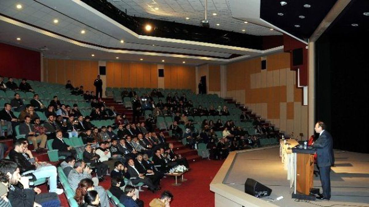 Prof. Dr. Yusuf Kaplan, Adü\'lü Gençlerle Buluştu