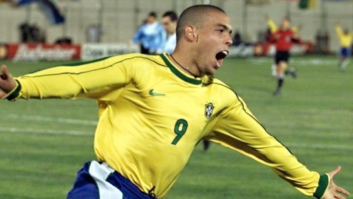 Ronaldo Doğruladı! Sahalara Dönüyor