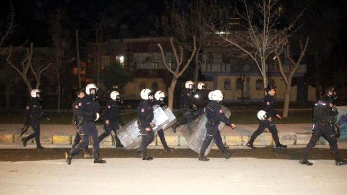 Şanlıurfa\'da Suriyeli Gerginliğine 12 Gözaltı