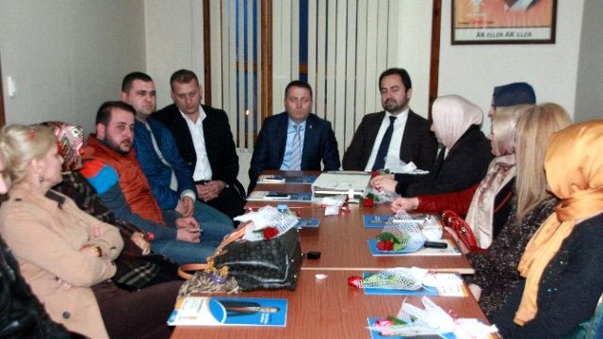 Sarıoğlu Akçakoca Teşkilatını Ziyaret Etti
