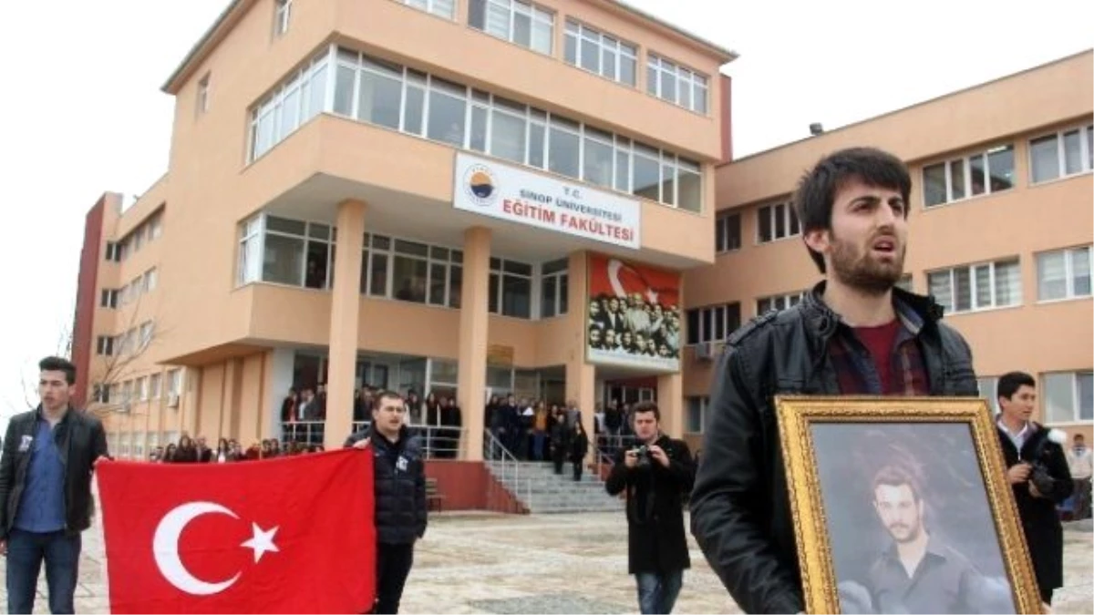 Sinop Üniversitesi\'nde Ülkücülerden \'Çakıroğlu\' Tepkisi