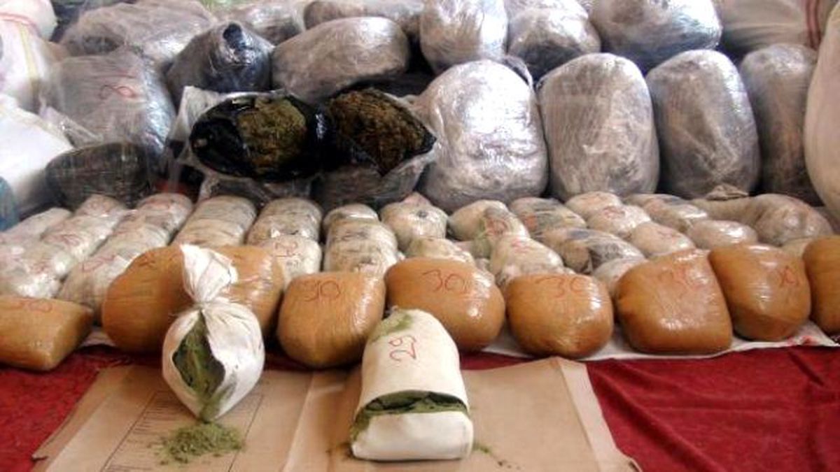 Sivas\'ta Bir Kamyonda 1 Ton 221 Kilo Esrar Ele Geçti